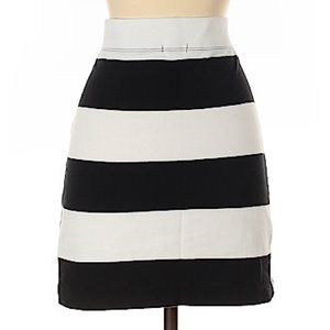 NWOT GAP Striped Short Skirt